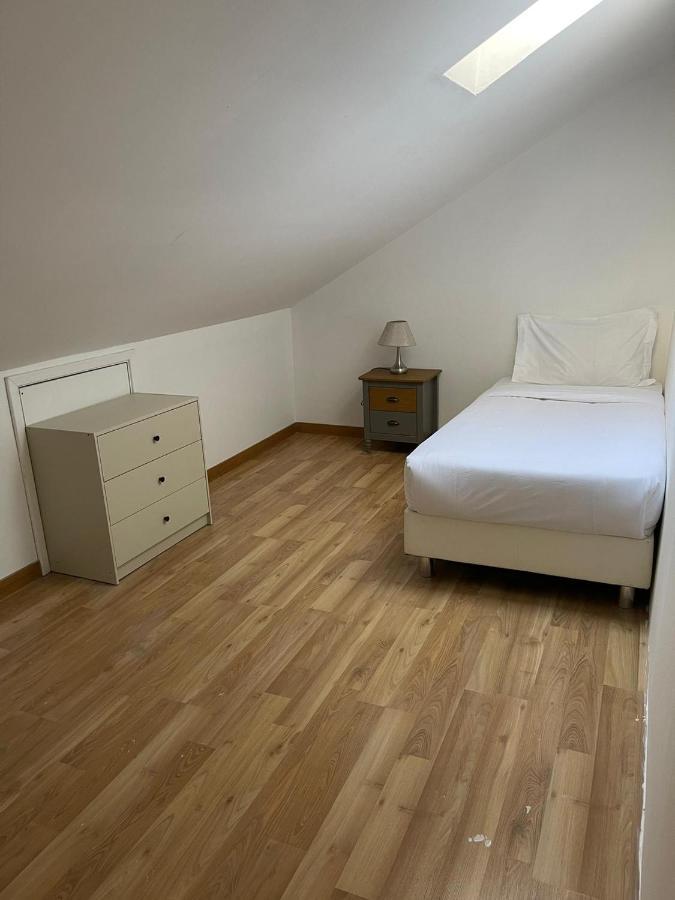 Hostel 7 Requinte *